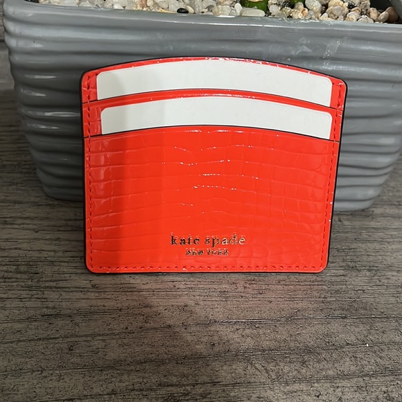 ♠️🔥NWT Kate Spade Romy Firelily Mini Top Handle Bag with wallet🔥♠️ - Picture 4 of 4